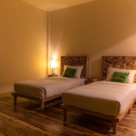 Dumani Nagar Hotel & Resort Karimabad  Exterior photo